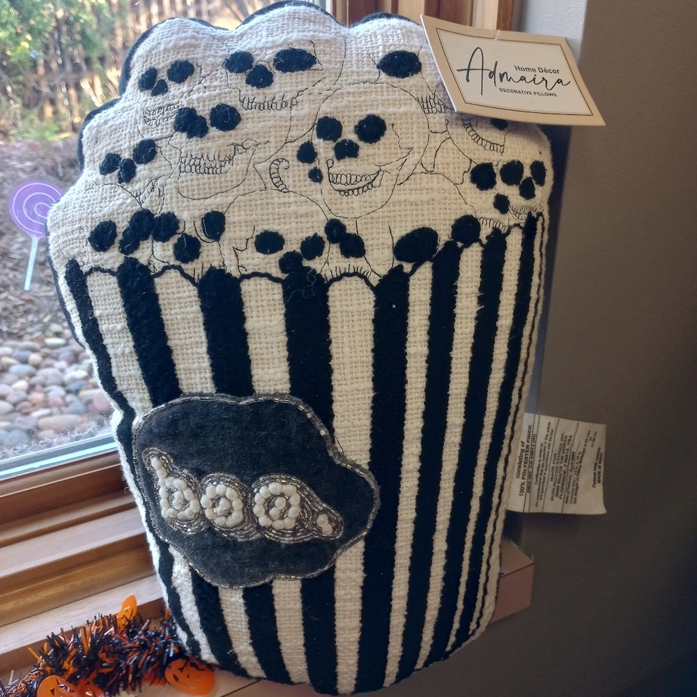 Admaira Home Decor Halloween Black & White Popcorn Skull Head Decorative Pillow